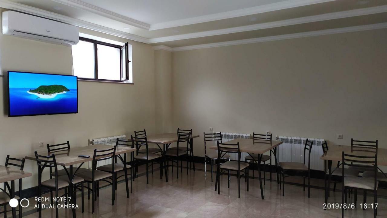 Asour Hotel Goris Dış mekan fotoğraf