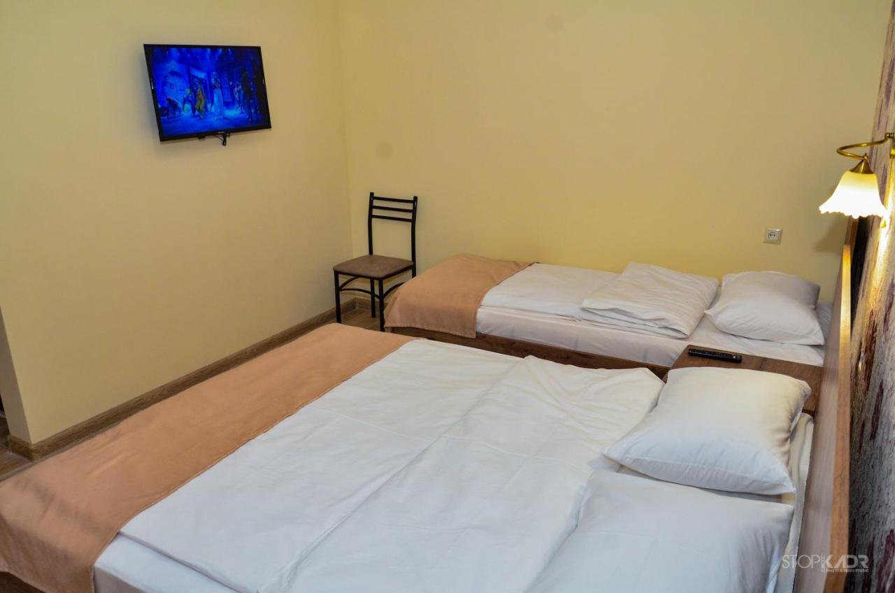 Asour Hotel Goris Dış mekan fotoğraf